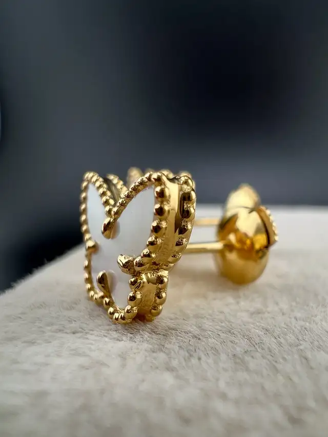 Van Cleef & Arpels Sweet Butterflies earstuds63235093639937123