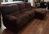 LIKE NEW POWER RECLINER SECTIONAL COUCH
