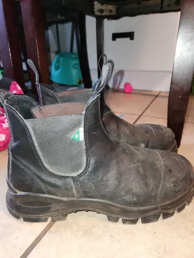 blundstone work boots, View more