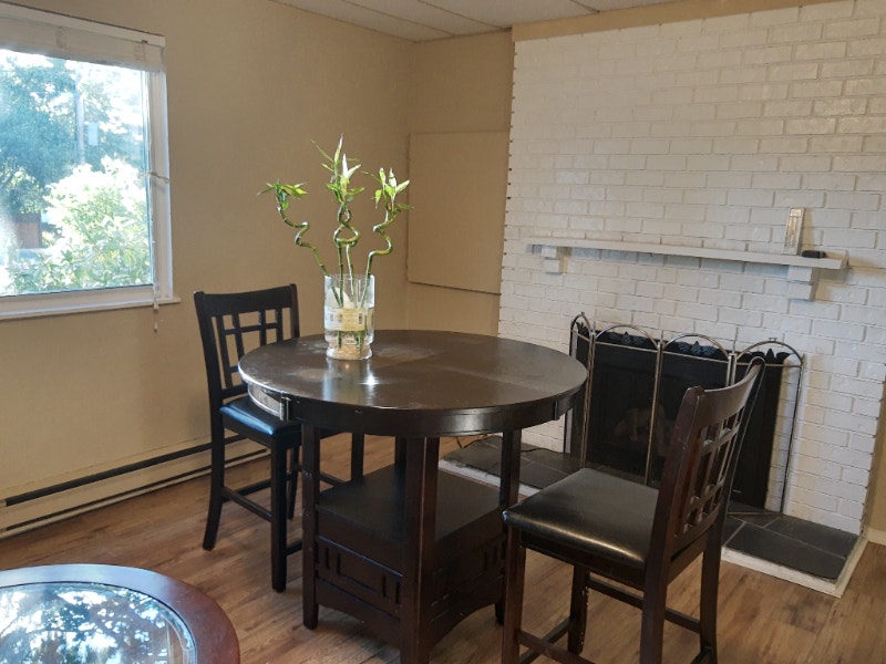 Gordon Head, 2 bedrooms first floor suite for rent Long Term Rentals