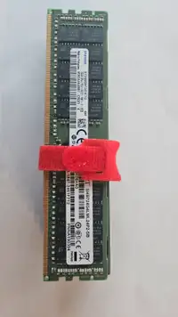 Samsung  PC4-2400T 32GB DDR4 2Rx4 Server RAM