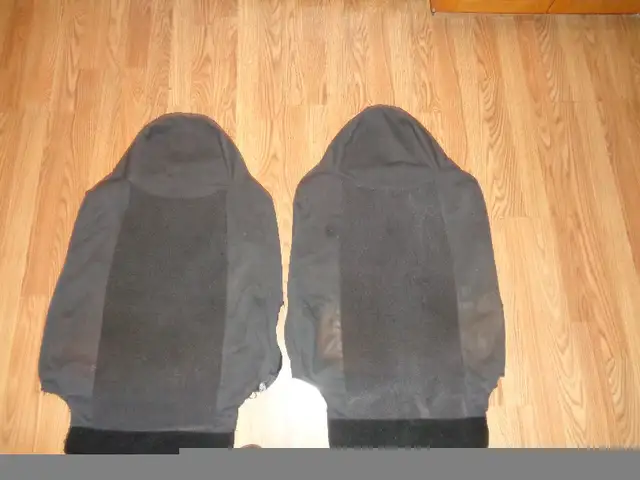 2003 to 2007 Ford Superduty Seat Cover  (Backrest) in Other Parts & Accessories in Edmonton - Image 5