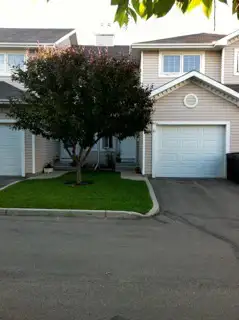 Fully Furnished, 3-bed, 2.5 bath, attached garage, near Lawson Heights mall, Civic centre, health ca...