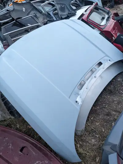 Fits 2003-2012 Range Rover Used OEM hood no dents or damage. Primed and ready Comes with hinges