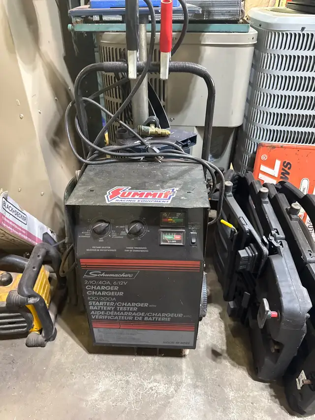 Schumacher 2/10/40A 6/12V Battery Charger
