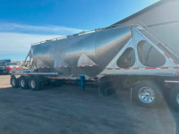 Advance 1300cu ft Dry Bulker