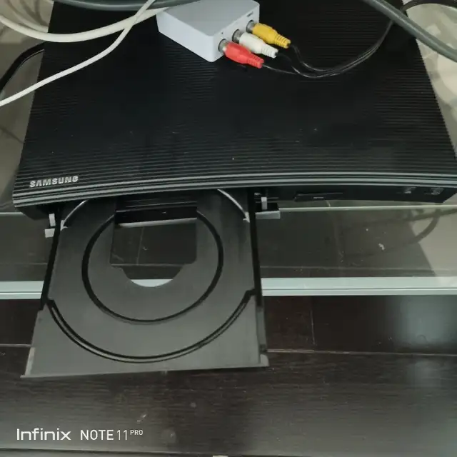 Digimate 32 inches flat screen TV  in TVs in Mississauga / Peel Region - Image 9