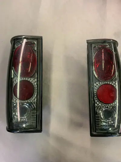 S10 or s15 aftermarket tail lights good condition 1989