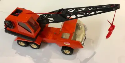 Vintage Tonka Crane Boom Truck With Hook, Pressed Steel Toy, Orange 1970s Vintage 1970's Tonka Crane...