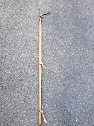 VINTAGE 1930'S GROCERY STORE GRABBER / GRIPPER TOOL 49 INCHES, View more