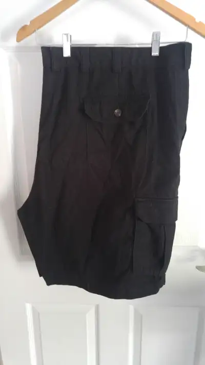 New, Amazon Essentials Shorts, Size 54, View more