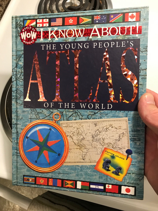 THE YOUNG PEOPLE’S ATLAS - Hardcover Book .  in Textbooks in Sarnia