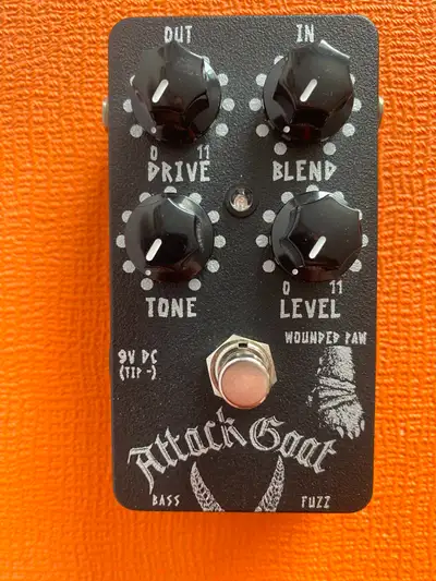 Wounded Paw Audio Attack Goat Bass Super Fuzz.Effects Pedal, View more