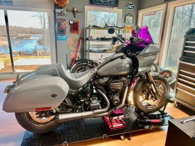 Not even broke in 1200kms 131” motor w/ upgraded clutch, trask transmission top breather bassani rr3...