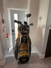 Complete golf set (bag included!!)