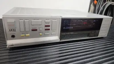 Akai AA-A35Computer Controlled Stereo Receiver as is, View more