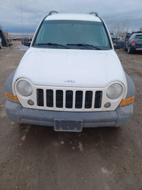 2007 Jeep Liberty Parts Out