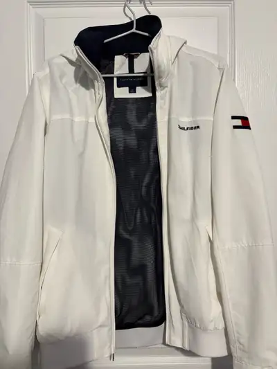 Tommy Hilfiger Jacket w/ retractable hood - S, View more