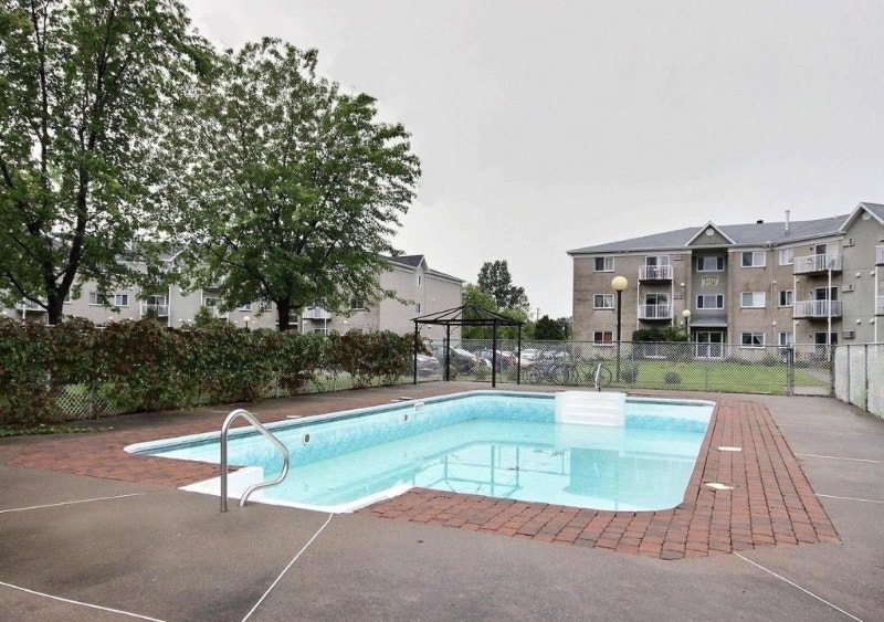 Condo 3 1/2 avec borne de recharge de niveau 2 PRIVÉE — photo 1