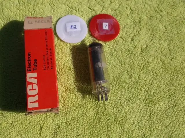 Vintage Radio Vacuum Tubes in General Electronics in Regina - Image 10