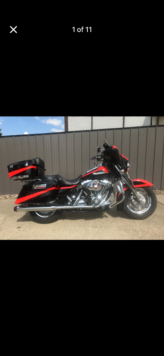2005 Harley FLHTCI in Touring in Lethbridge - Image 2