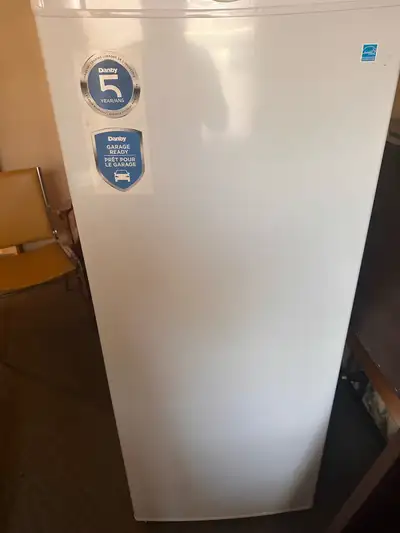Brand new freezer great condition. Located in Trail