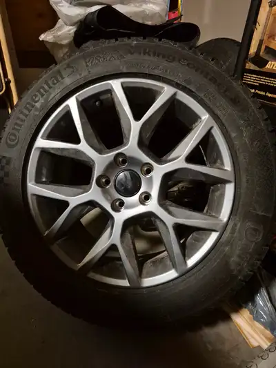 Set of 4 tires mounted on alloy rims. Tires: Continental Viking Contact 8 215/60 R 17 T XL Rims: Rep...