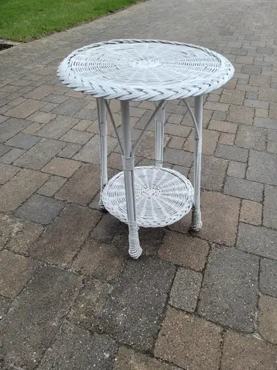 White wicker table, View more