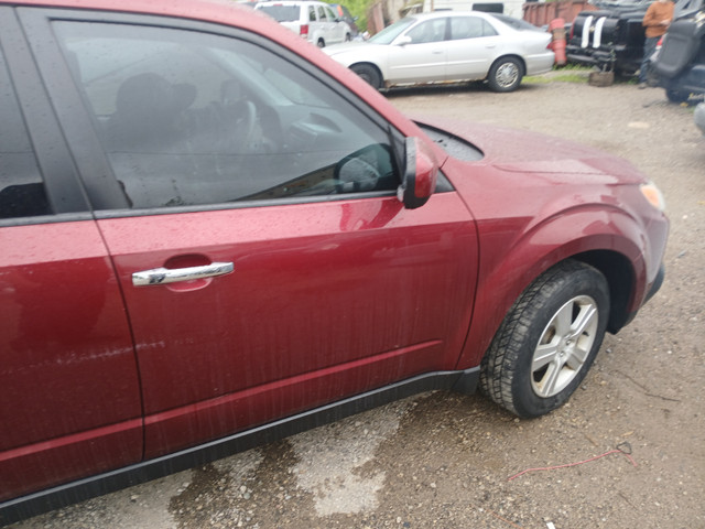 2010 forester in Cars & Trucks in Kitchener / Waterloo - Image 3