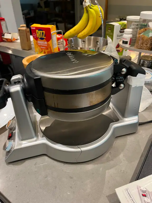 Cuisinart Waffle and Omlette maker - rare combo543429111243745283