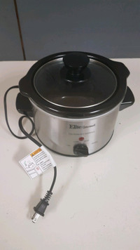 Elite Gourmet 1.5Qt slow cooker