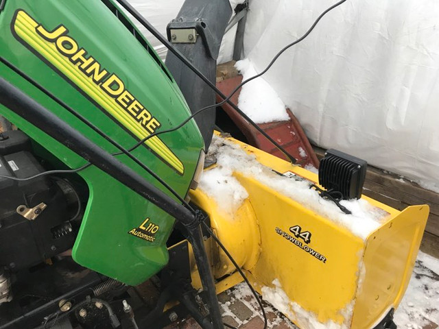 Tracteur à gazon et souffleuse à neige John Deere dans Tondeuses et souffleuses  à Ville de Québec - Image 3