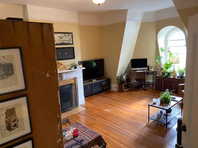 RM wanted In 3 Bedroom Victorian Downtown Apartment in Room Rentals & Roommates in St. John's - Image 7