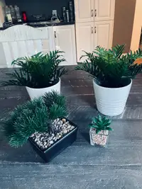 4 artificial plants