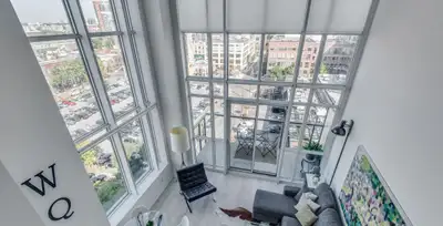 One Bedroom   Den Loft in Liberty Village