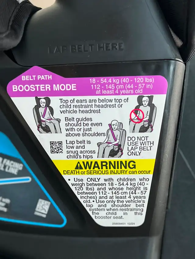 Child car seat465960914943354881