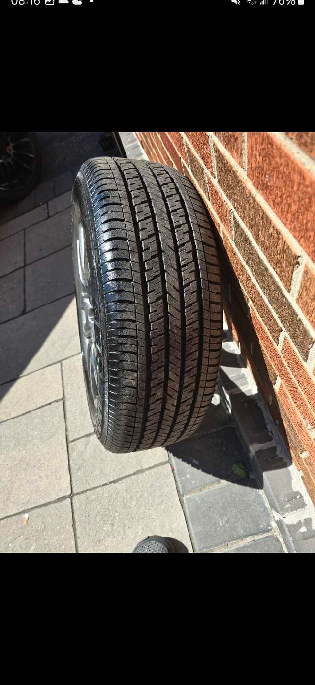 tire set. with. alloy veel. 225/60/18 in Tires & Rims in Mississauga / Peel Region - Image 4