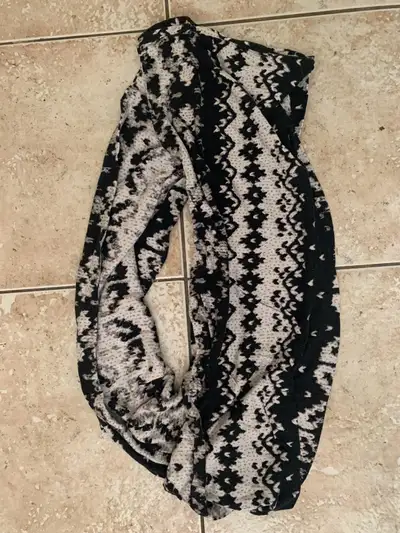 Infinity Scarf, View more