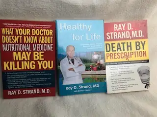 Enjoy a trio of Dr Ray Strand’s excellent health focused books. All New. Fascinating reading, well r...