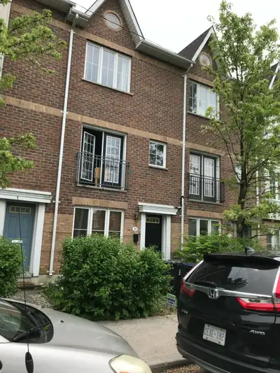 Bright & Renovated 1-Bedroom Basement Apartment in the Junction Triangle 21 Symington Avenue, Toront...