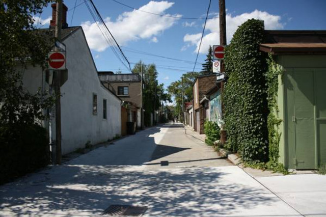 Private Laneway Parking in Annex Next to University of Toronto in Storage & Parking for Rent in City of Toronto