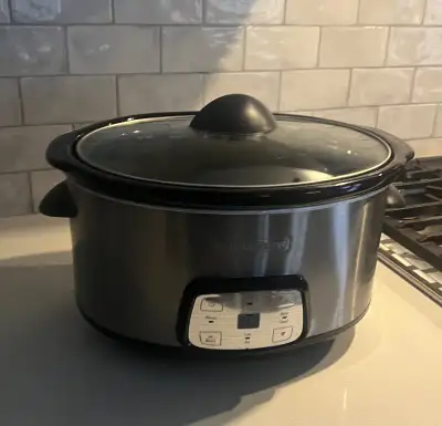 BLACK + DECKER DIGITAL 7QT SLOW COOKER $60!, View more