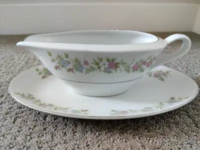 Ceramic Gravy Boat and Saucer - Star Flower - Fine China, View more