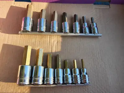 First $600 Firm takes both sets. I am not looking for any offers. For sale Snap-on Tools 7 Pc Matric...
