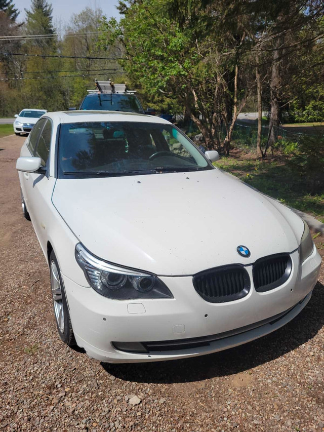 2008 bmw 528xi dans Autos et camions  à Ouest de l’Île - Image 3