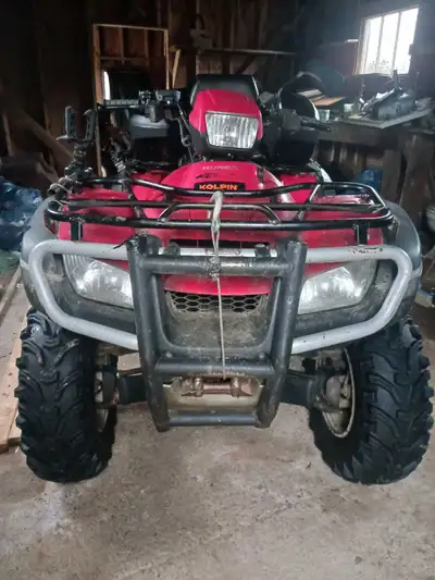 2005 Honda 500 Forman 13750 km with back seat,winch, 5 speed 4x4 asking 5000 obo