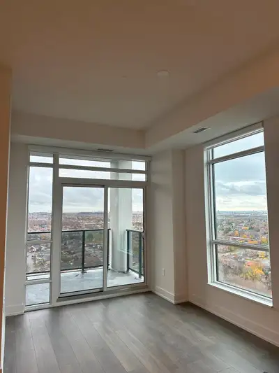 The KEYSTONE BY KANEFF is located near Highway 401/403, the upcoming LRT, grocery stores, places of...