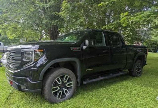 2024 GMC SIERRA 1500 AT4 4WD CREW CAB 6.2 litre V8- TRANSFERT DE — photo 2