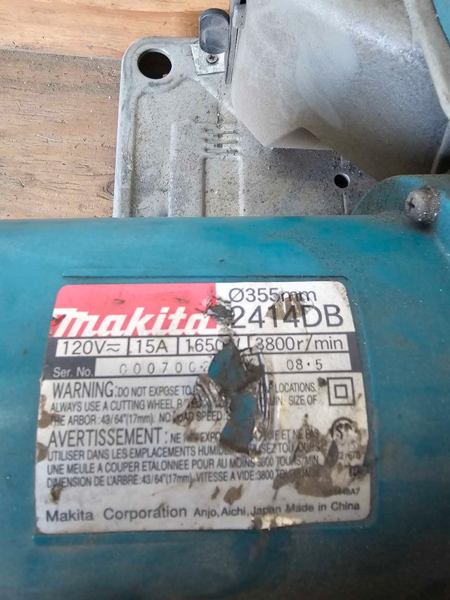 Scie  à fer makita 2414 DB dans Autres équipements commerciaux et industriels  à Saguenay - Image 3