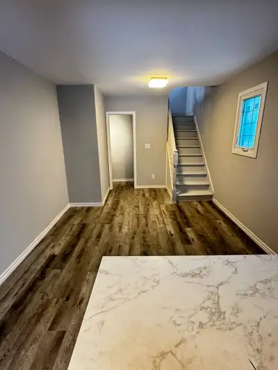 Newly Renovated 3-Bedroom Unit Near Wortley Village Available September 1st! Spacious, newly renovat...